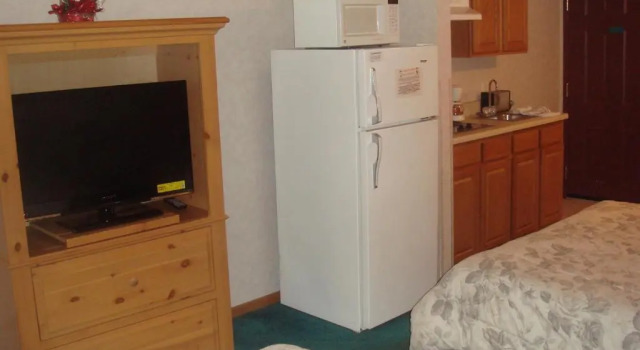 Четырёхместный номер Standard Townhouse Inn & Suites Omaha