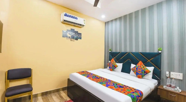 Номер Deluxe Fabhotel Lotus Inn