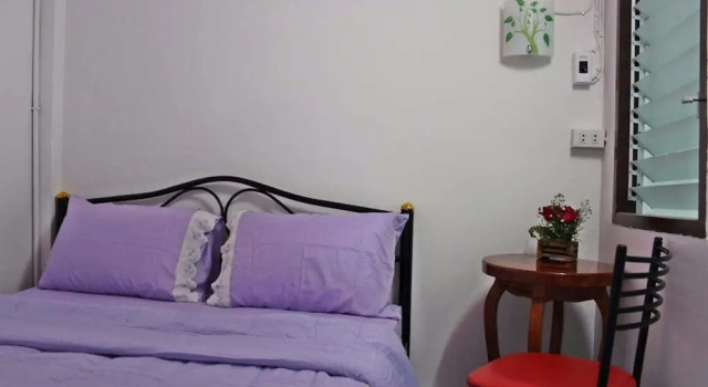 Номер Economy Home Base Hostel - Adults Only