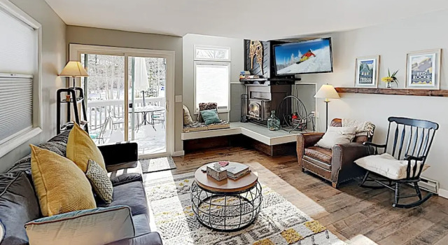 New Listing! Stylish Getaway W/ Private Hot Tub 3 Bedroom Duplex