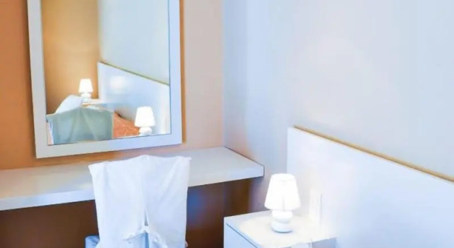 Torremare, Book Hotel Miomo Corsica