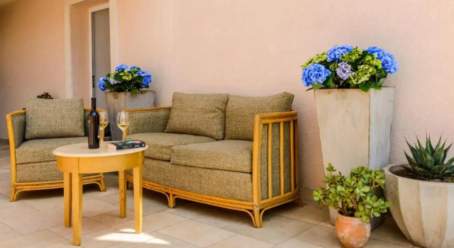 Студия Deluxe Tara Apartments