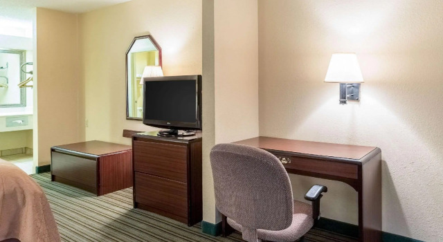 Двухместный номер Standard Quality Inn Alexandria
