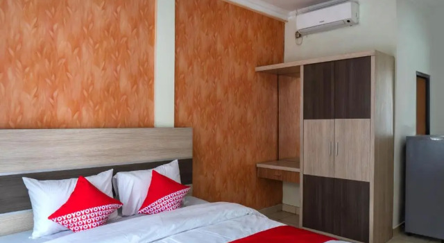 Suite OYO 617 Sukaraja Residence Syariah
