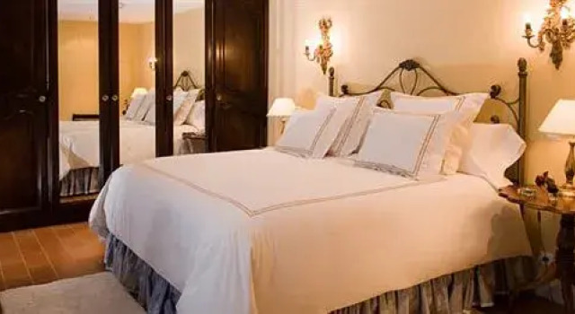 Chateau Les Charmettes, Réserver Hôtel Auch Gers