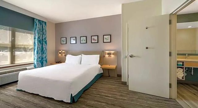 Люкс c 1 комнатой Hilton Garden Inn Rockford
