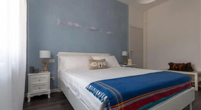 Апартаменты с 2 комнатами Maji Como Lake - Lake Como Historic Villa Apartments with Pool & Parking, 100m from Ferry & train