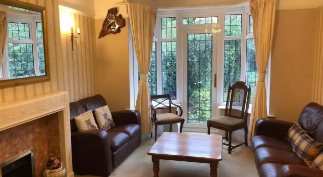 Woodvale Lodge, Book Hotel Sheffield South Yorkshire