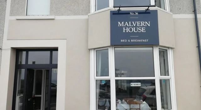 Malvern House, Забронировать Отель Портраш Графство Антрим