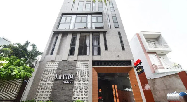 Oyo 462 la Vida House, Prenota Hotel Hotel a Da Nang con parcheggio, Parcheggio