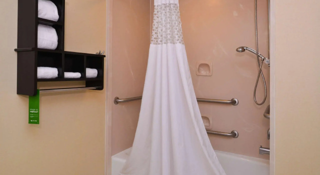 Двухместный номер Standard Comfort Inn & Suites Toledo North