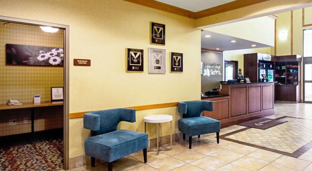 MainStay Suites Madison - Monona, Rezerwuj Hotel Madison Wisconsin