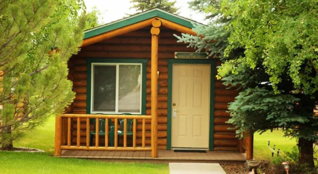 Четырёхместный номер Standard Cabin Creek Inn