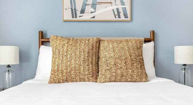 Апартаменты с 2 комнатами Landing Furnished Apartments - Central West End