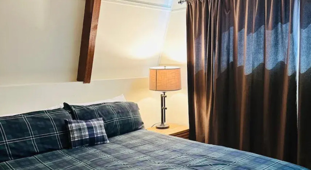 Коттедж Tahoe Chalet 4 Bedroom Cabin by RedAwning