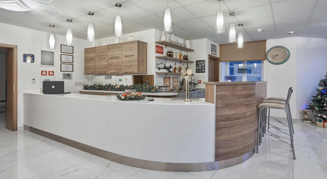 Apart Hotel Akropolis