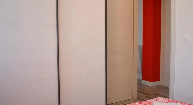 Коттедж с 2 комнатами Red & Blu