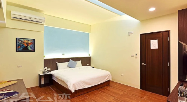 Четырёхместный номер Deluxe с балконом Three days and two nights B&B