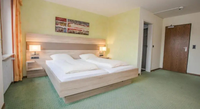 Трёхместный номер Standard Frühstückshotel Landgasthof Kramer