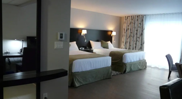 Семейный номер Standard с балконом Auberge des Gallant