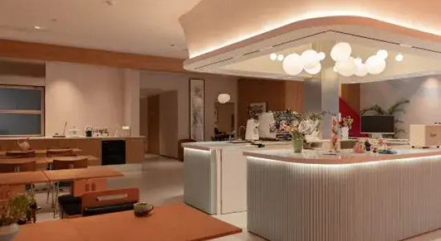 Wang Jingde · Moon White and Sky Blue · DESIGNER Homestay, Rezerwuj Hotel Jingdezhen Jiangxi