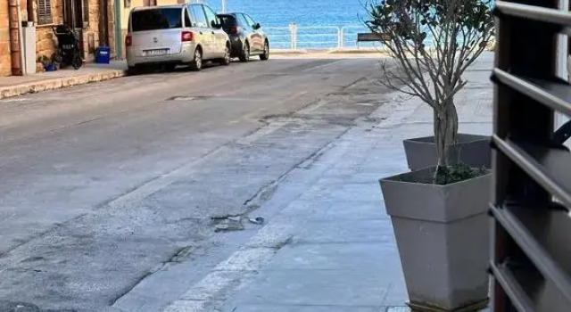 I kælderen lejlighed I Faraglioni B&B