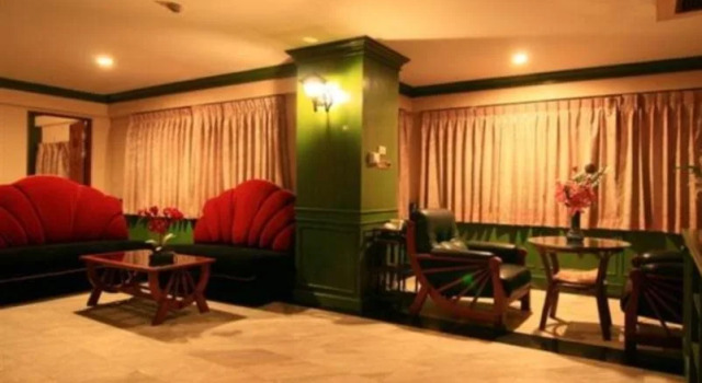 13 Coins Tower Hotel Ratchada, Забронировать Отель Отели Бангкока 3 звезды, 3*