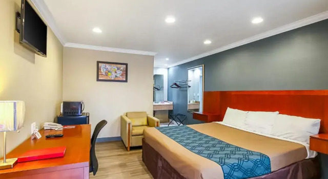 Номер Standard Econo Lodge San Bernardino I-215