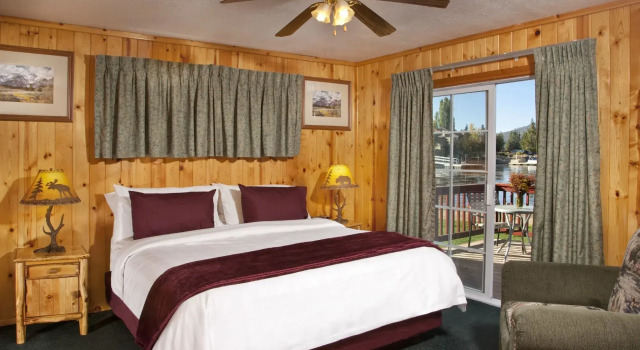 Big Bear Frontier, Buchen Sie Hotel Big Bear Lake USA