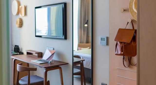 Standardní pokoj s balkonem Hotel Indigo Larnaca by IHG