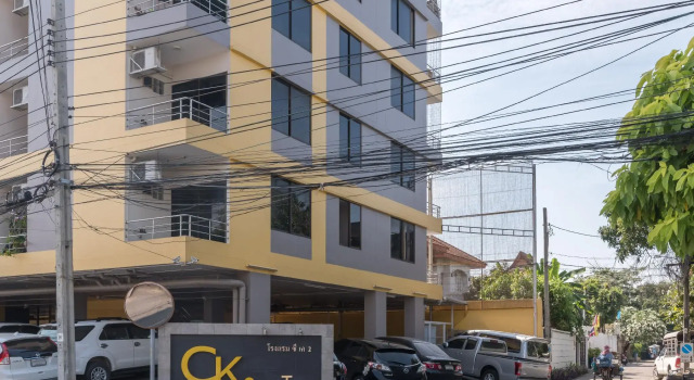 Infinite Hotel at Ratchada
