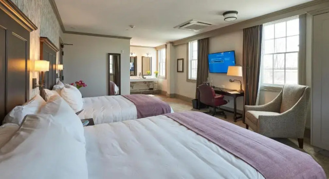 Четырёхместный номер Superior The Groton Inn