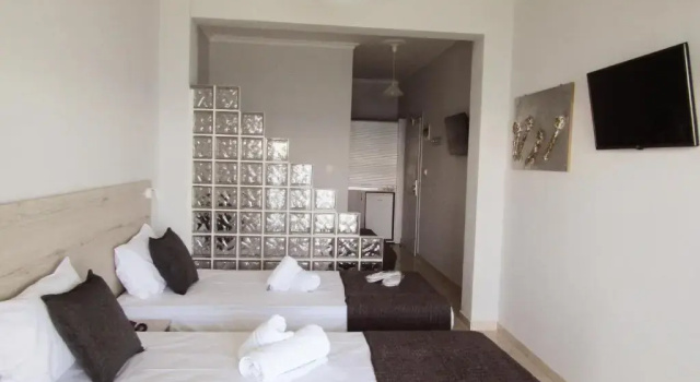 Четырёхместный номер Standard с видом на море Hotel Zefyros