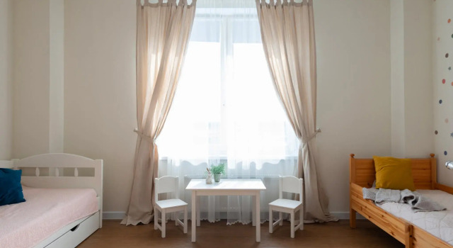 Apartments on Nikolay Nikitin street 10, Prenota Appartamento Hotel a Tyumen Region con parcheggio, Parcheggio