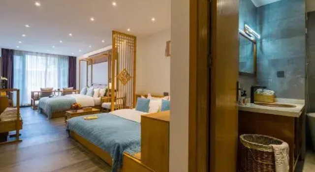 Люкс Chiliu Hidden Villa·Lijiang Huajing Beauty Hotel