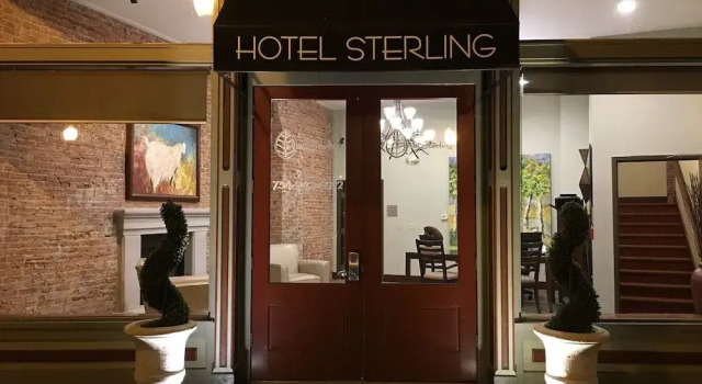 Hotel Sterling, Varaa Hotelli Hotellit Monroe aamiaisella, Aamiainen
