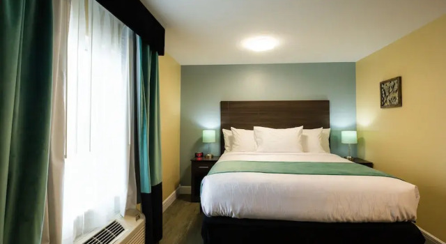 Люкс с 2 комнатами Hawthorn Extended Stay by Wyndham Saint Robert