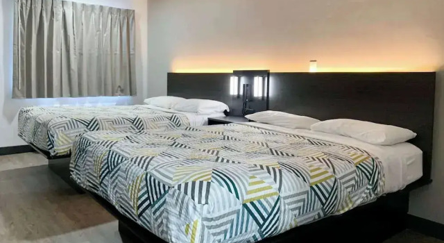 Четырёхместный номер Deluxe Motel 6-Ogden, UT - 21st Street