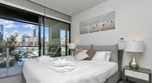 QV Modern Waterfront Apartment - 857, Забронировать Апартаменты/квартира Окленд регион Окленд, рядом с Westhaven Marina