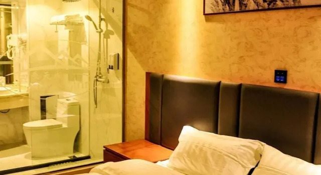 Siji Tiancheng Hotel, Забронировать Отель Отели Пекина с парковкой, рядом с Liyuan Theatre, Парковка