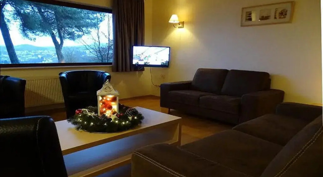 Vulkaneifel Type L-C6, Boek Hotel Hotels in Vulkan Eifel met parkeren, Parkeren