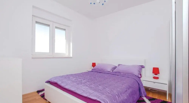 Stunning Home in Sibenik With Wifi and 4 Bedrooms, Забронировать Отель Ražine Шибенско-Книнская жупания