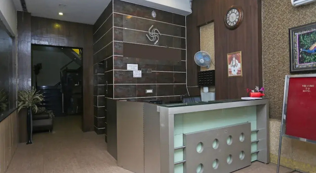 OYO 19334 Flagship Shanta Inn Charbagh