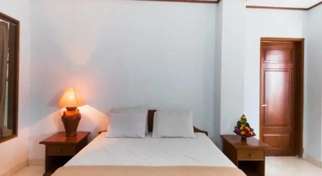 Номер Economy Mahajaya Hotel