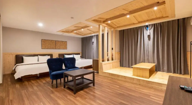 Семейный люкс Sorgente Business Hotel