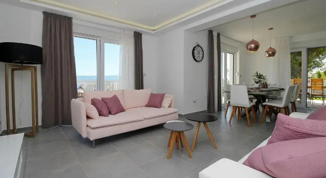 Вилла Villa MIRNA with heated pool & whirlpool, traditional wine bar, 150m from sea
