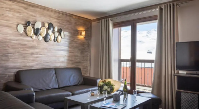 Кровать в общем номере с 6 комнатами Chalet des Neiges Hermine