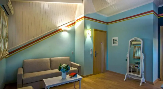 Апартаменты Мансарда c 1 комнатой с видом на море Hotel Maistrali