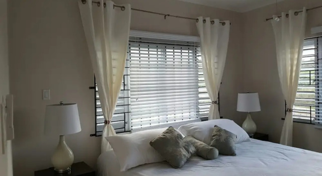 Fern Court Apartment With Oceanic View III, Réserver Appartement Plantation Village Jamaïque