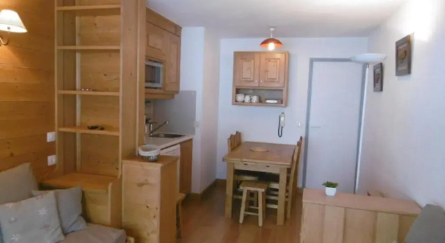 Appartement Méribel, 3 pièces, 6 personnes - FR-1-355-66